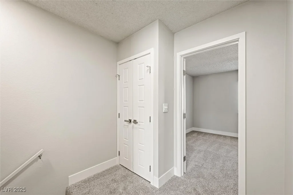 5612 Lake Mead, Las Vegas, NV 89108