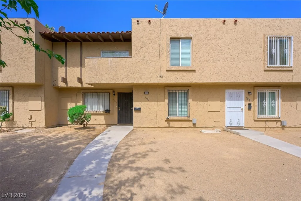 5612 Lake Mead, Las Vegas, NV 89108