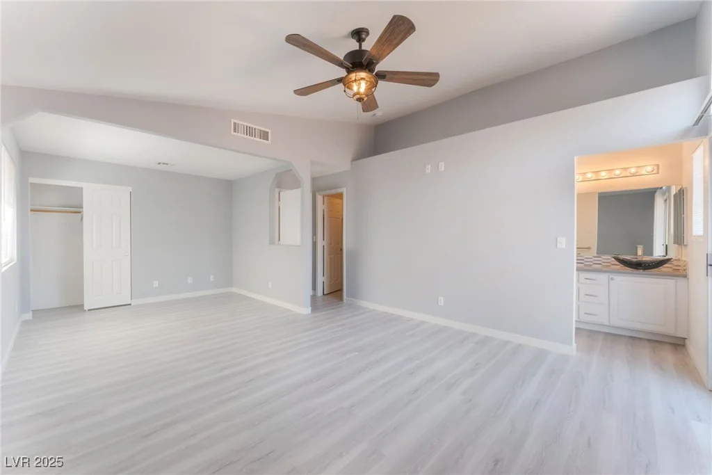 5524 Cleary, Las Vegas, NV 89108