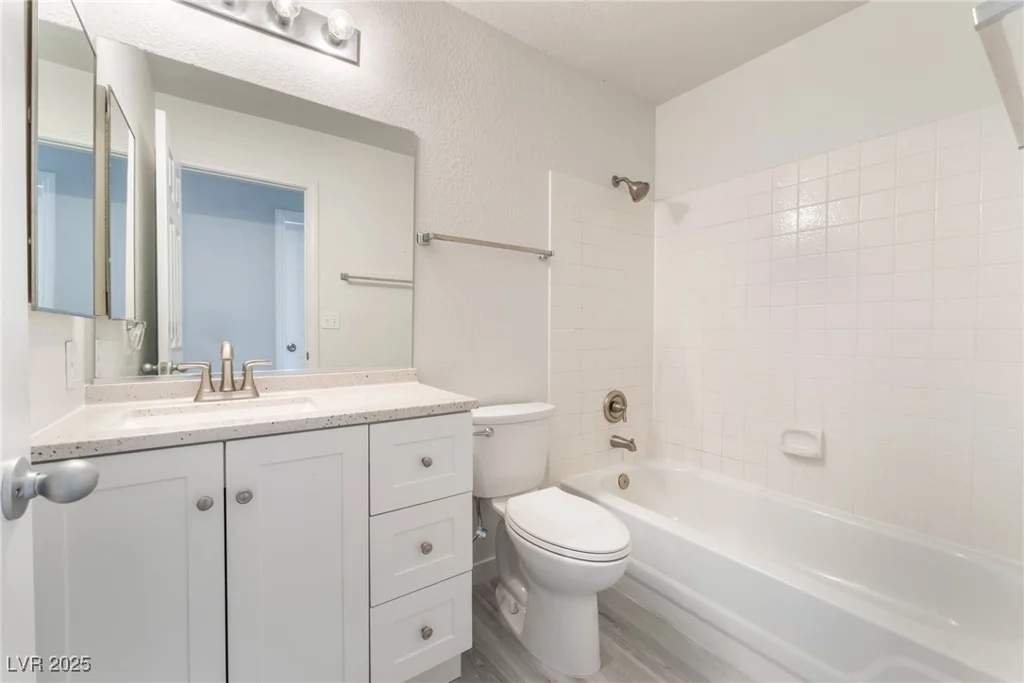 5524 Cleary, Las Vegas, NV 89108