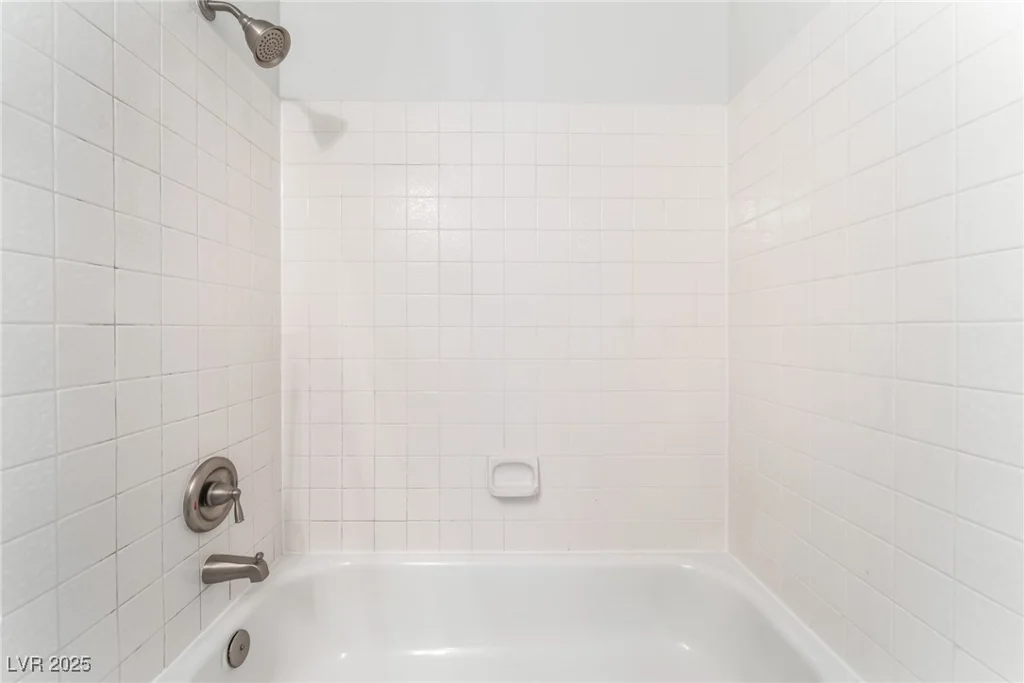 5524 Cleary, Las Vegas, NV 89108