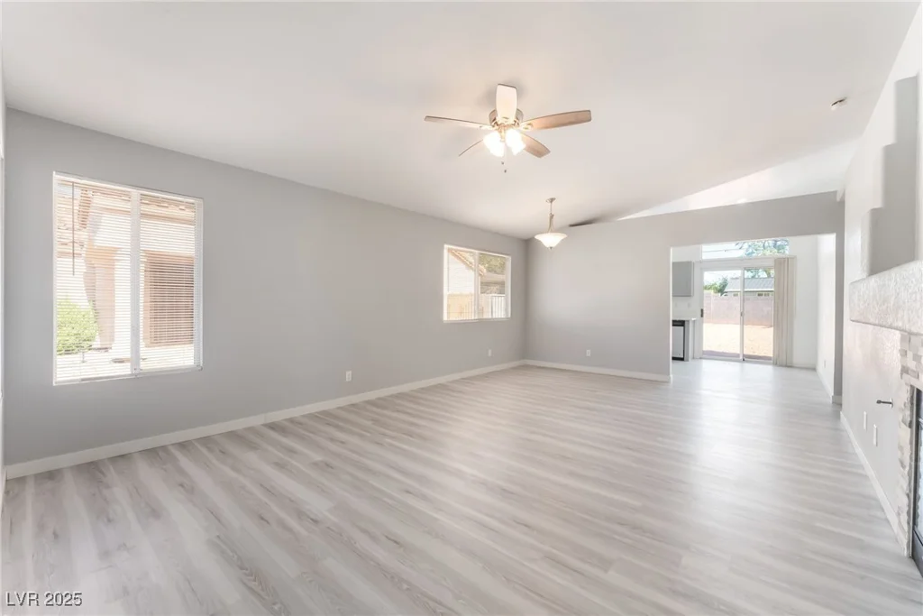 5524 Cleary, Las Vegas, NV 89108
