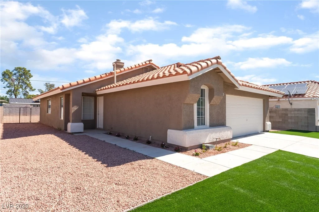 5524 Cleary, Las Vegas, NV 89108