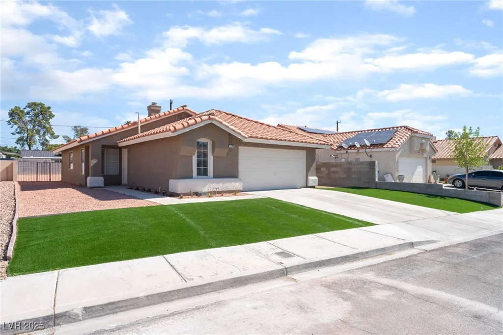 5524 Cleary, Las Vegas, NV 89108