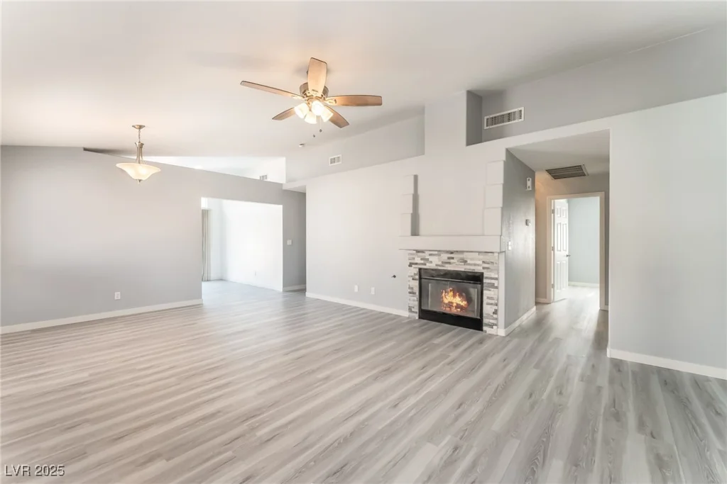 5524 Cleary, Las Vegas, NV 89108