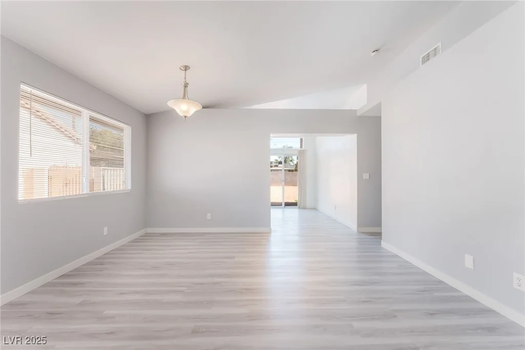 5524 Cleary, Las Vegas, NV 89108