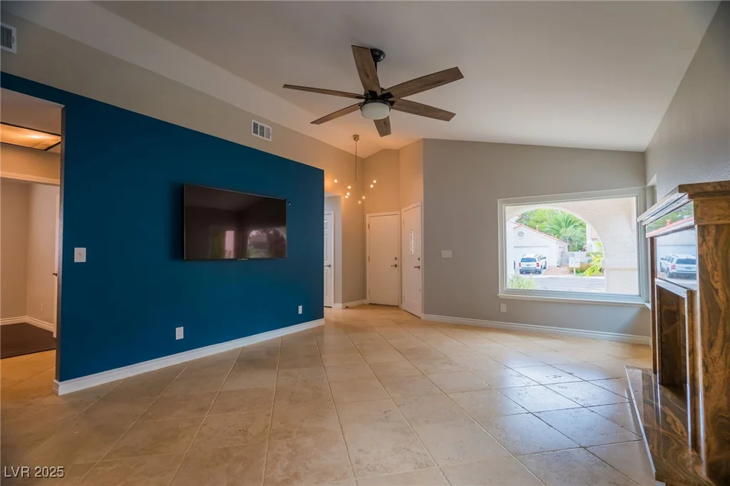 3032 Reef View, Las Vegas, NV 89117