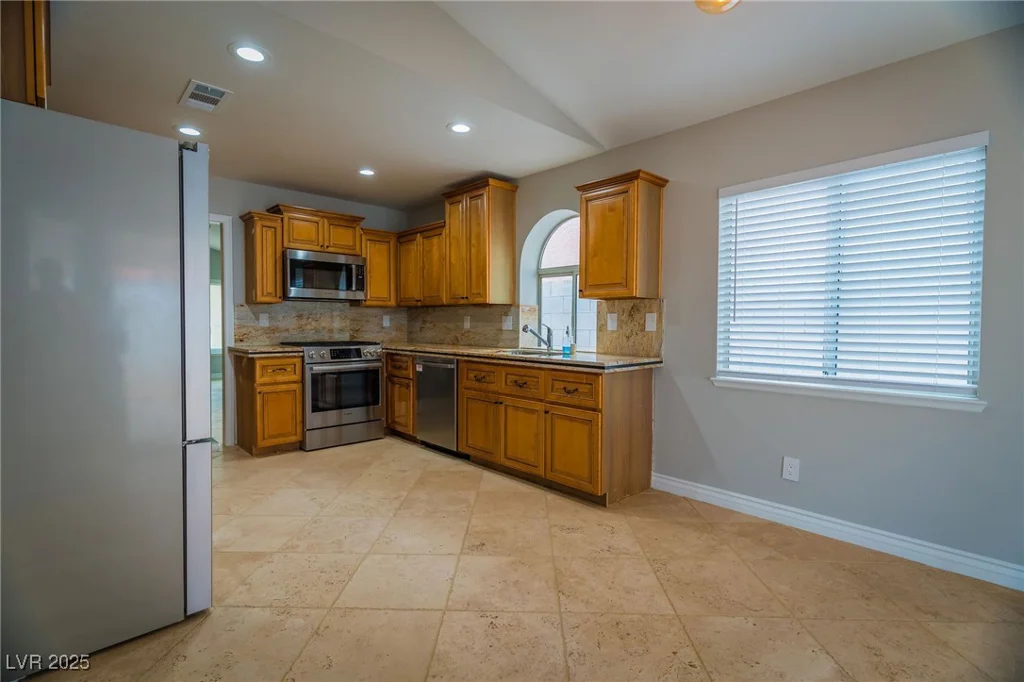 3032 Reef View, Las Vegas, NV 89117