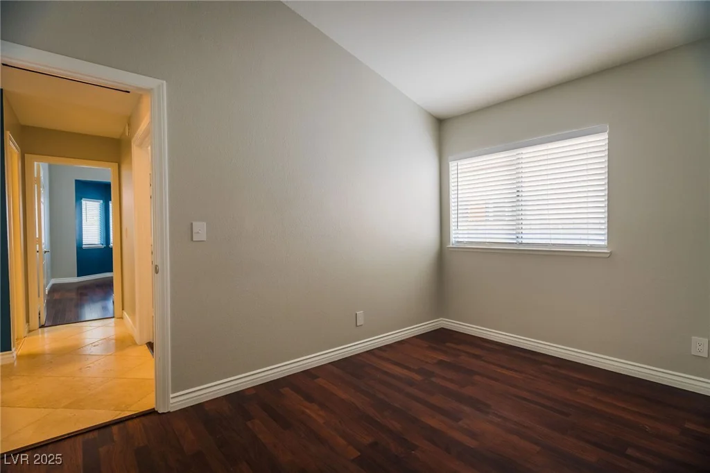 3032 Reef View, Las Vegas, NV 89117
