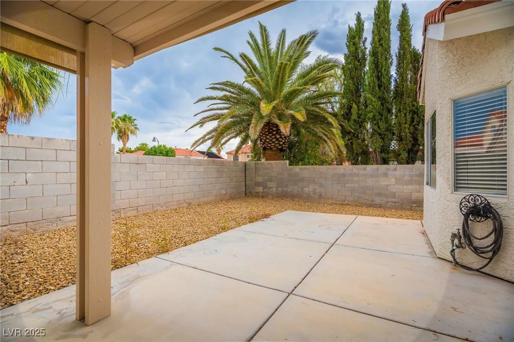 3032 Reef View, Las Vegas, NV 89117
