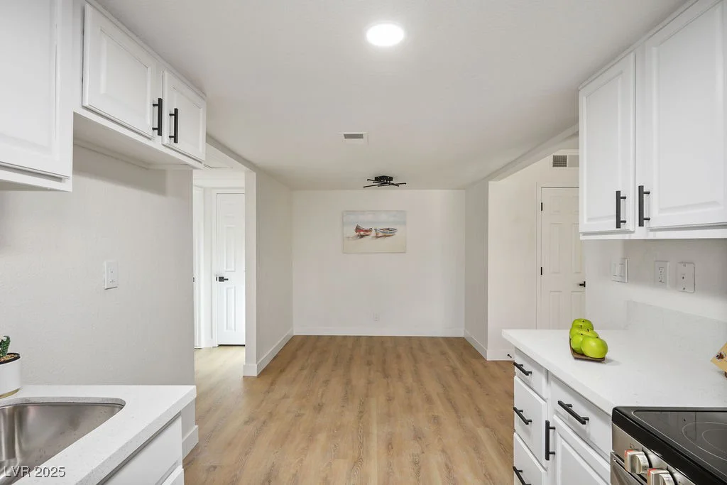 4980 Indian River, Las Vegas, NV 89103