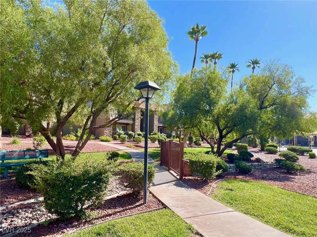 4980 Indian River, Las Vegas, NV 89103