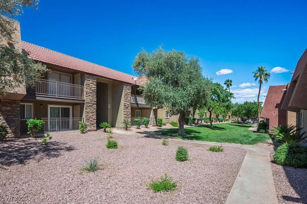 4980 Indian River, Las Vegas, NV 89103
