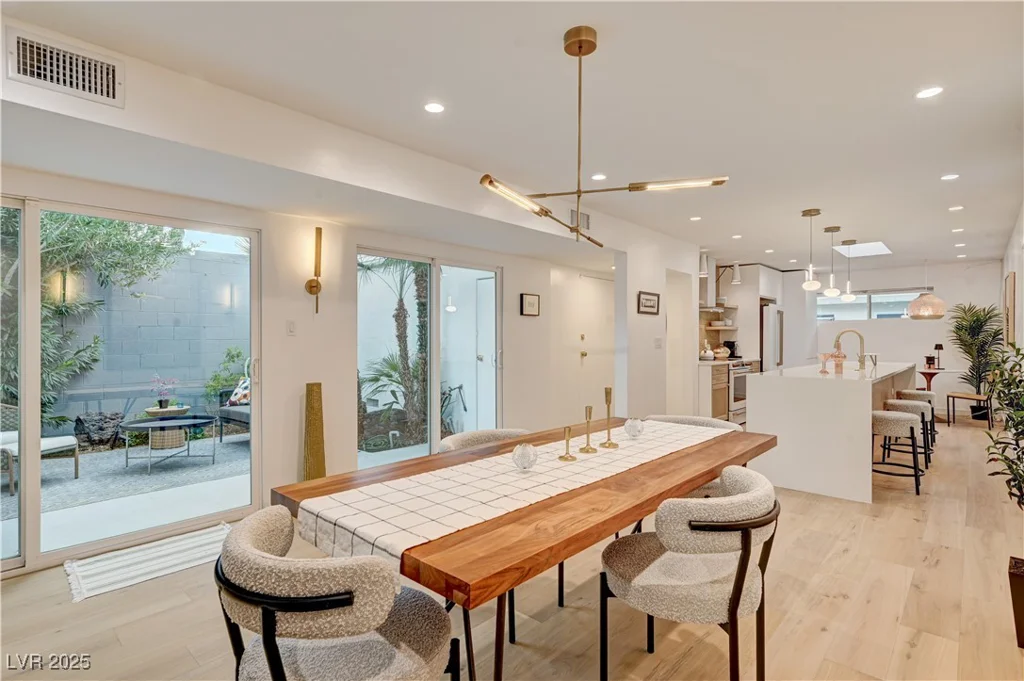 3022 El Camino, Las Vegas, NV 89102