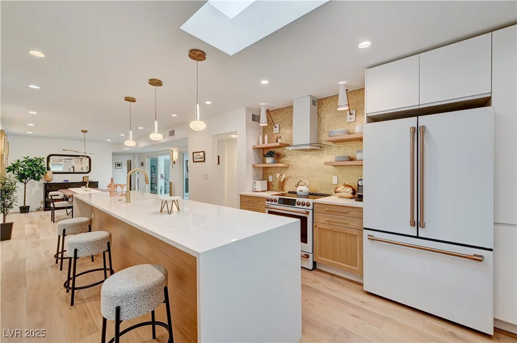 3022 El Camino, Las Vegas, NV 89102