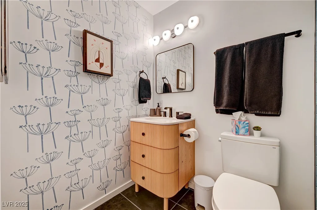 3022 El Camino, Las Vegas, NV 89102