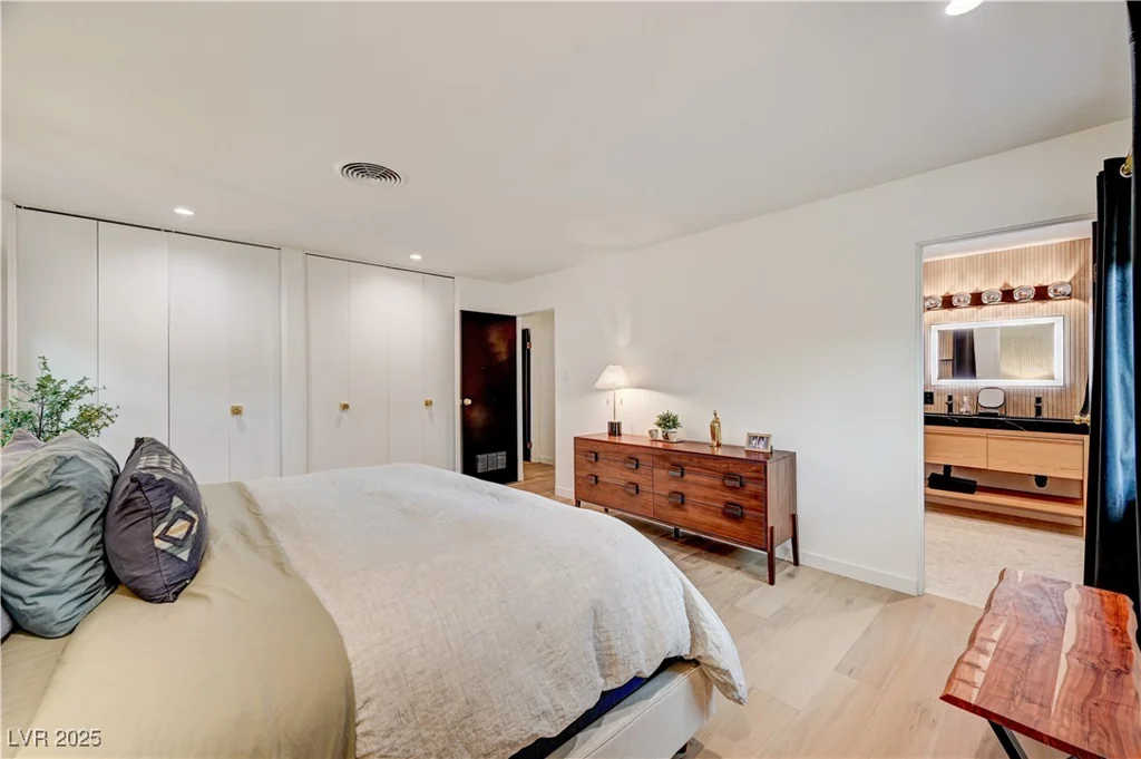 3022 El Camino, Las Vegas, NV 89102