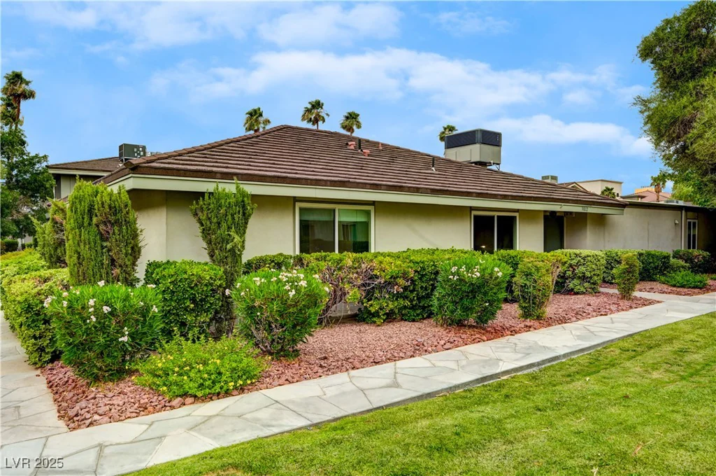 3022 El Camino, Las Vegas, NV 89102