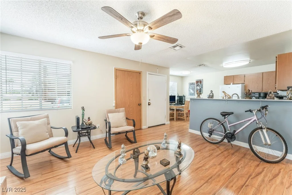 2666 Aarondavid, Las Vegas, NV 89121