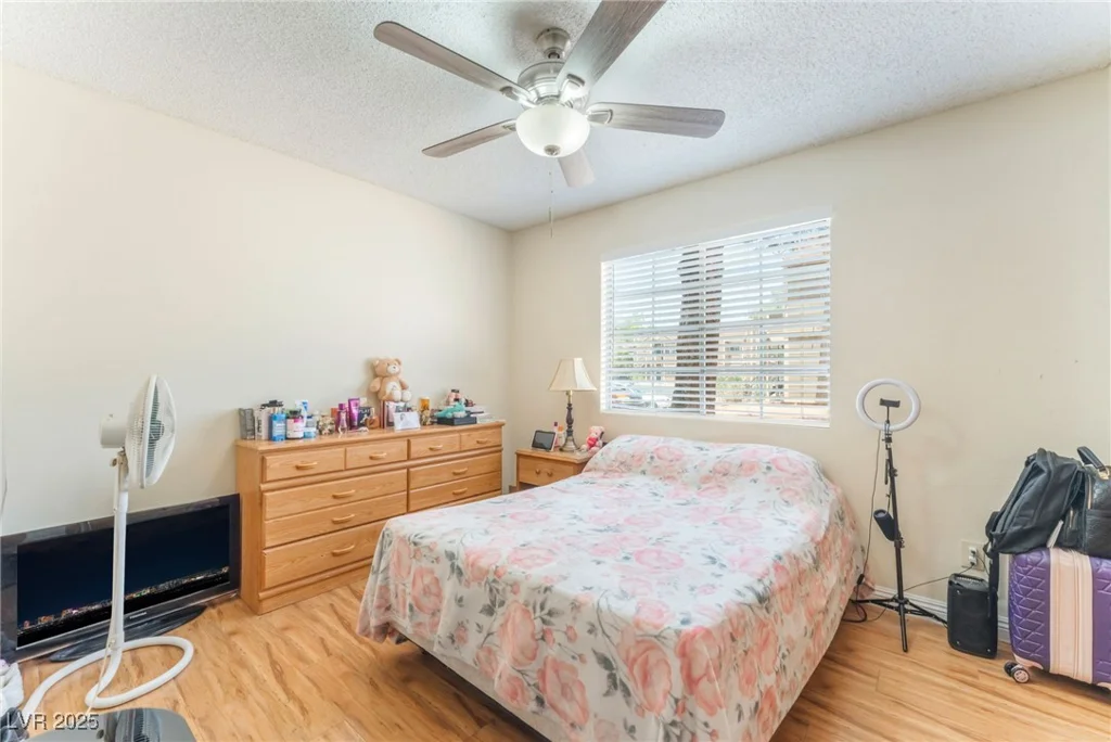 2666 Aarondavid, Las Vegas, NV 89121