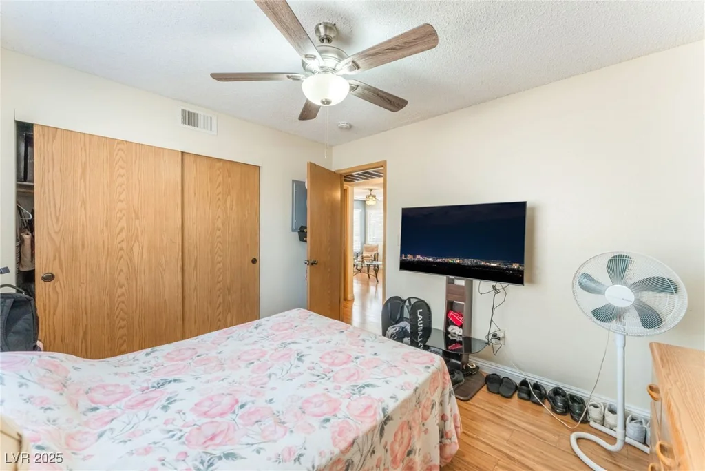 2666 Aarondavid, Las Vegas, NV 89121