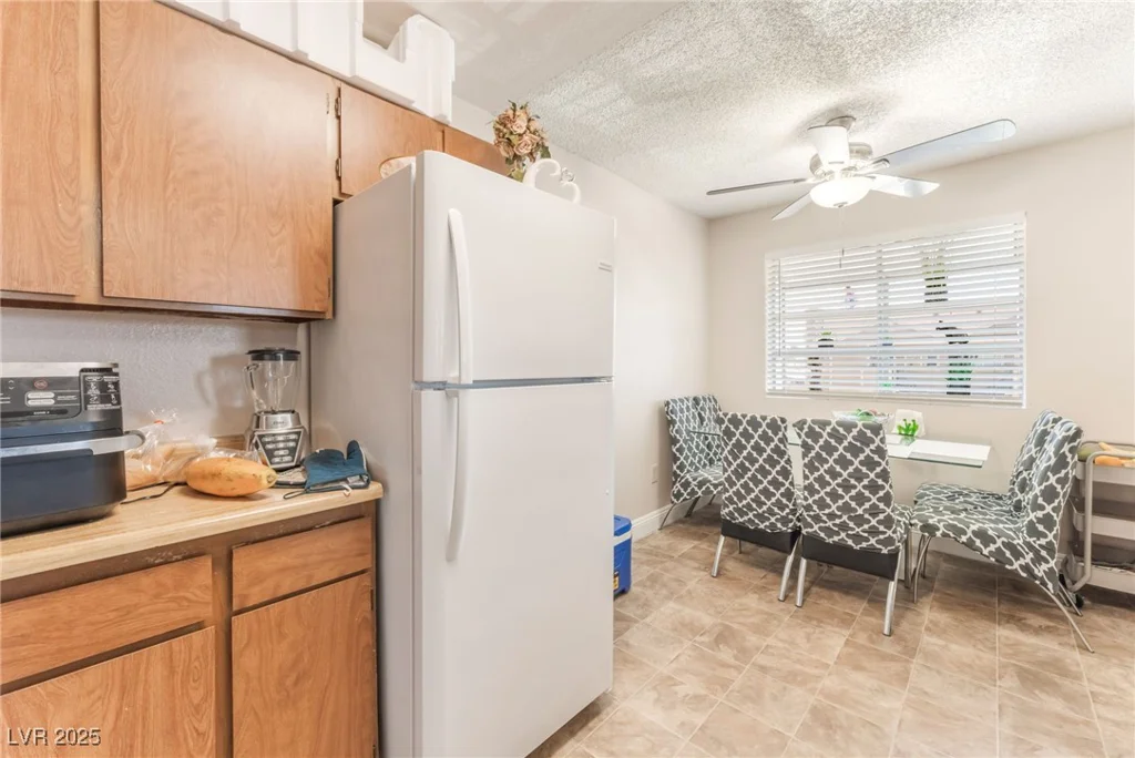 2666 Aarondavid, Las Vegas, NV 89121
