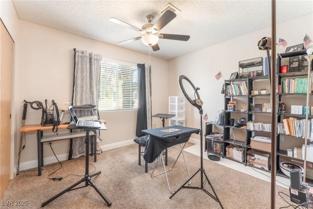 2666 Aarondavid, Las Vegas, NV 89121