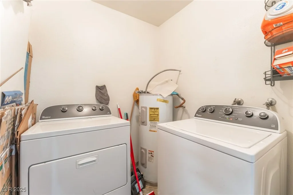 2666 Aarondavid, Las Vegas, NV 89121