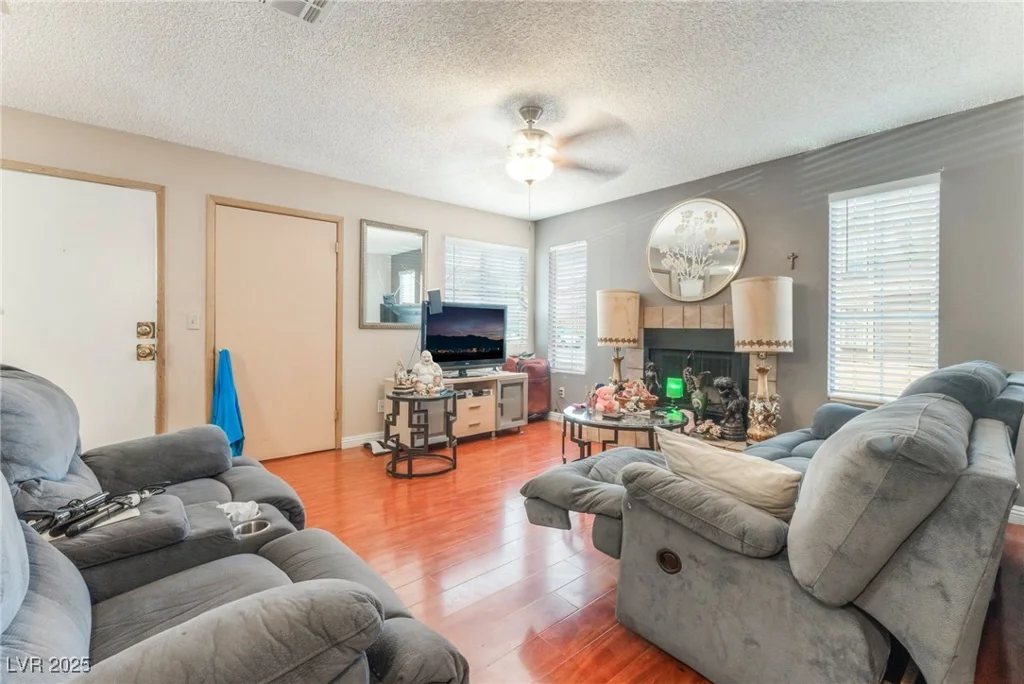 2666 Aarondavid, Las Vegas, NV 89121