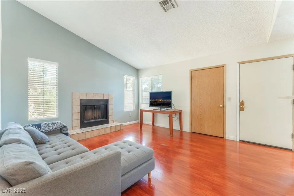 2666 Aarondavid, Las Vegas, NV 89121