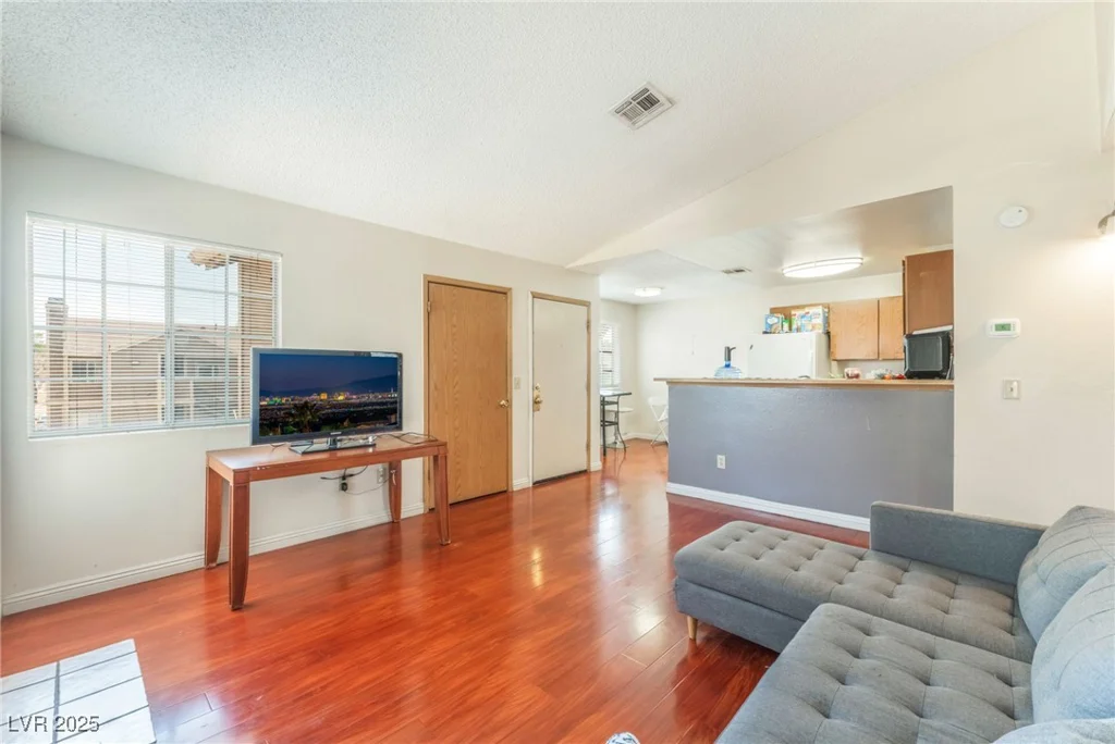 2666 Aarondavid, Las Vegas, NV 89121