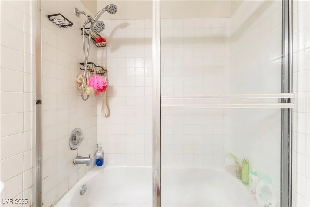 2666 Aarondavid, Las Vegas, NV 89121