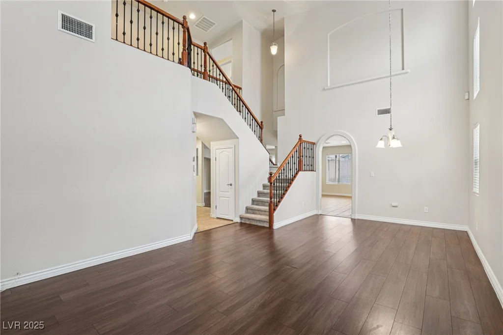 5541 Meridian Rain, North Las Vegas, NV 89031