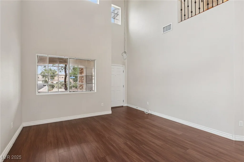 5541 Meridian Rain, North Las Vegas, NV 89031