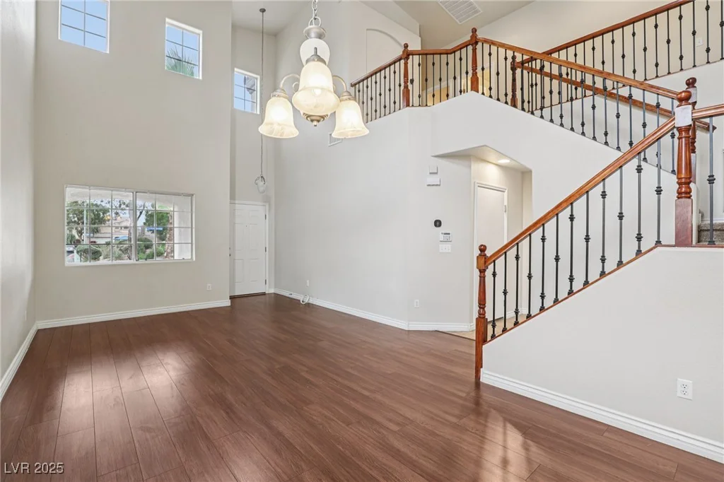 5541 Meridian Rain, North Las Vegas, NV 89031