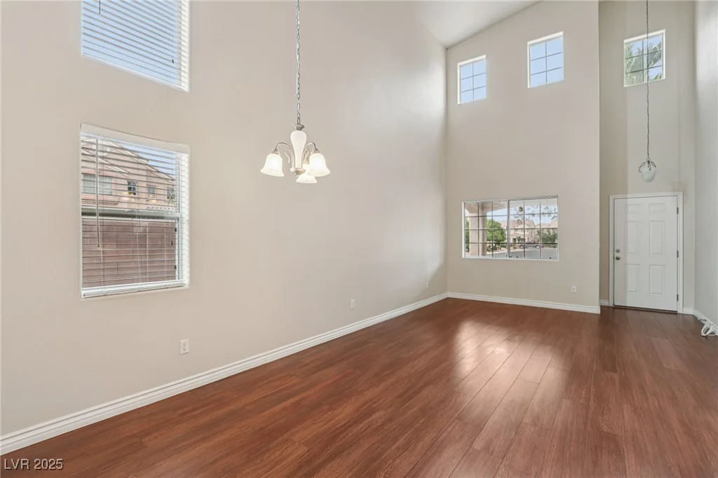 5541 Meridian Rain, North Las Vegas, NV 89031