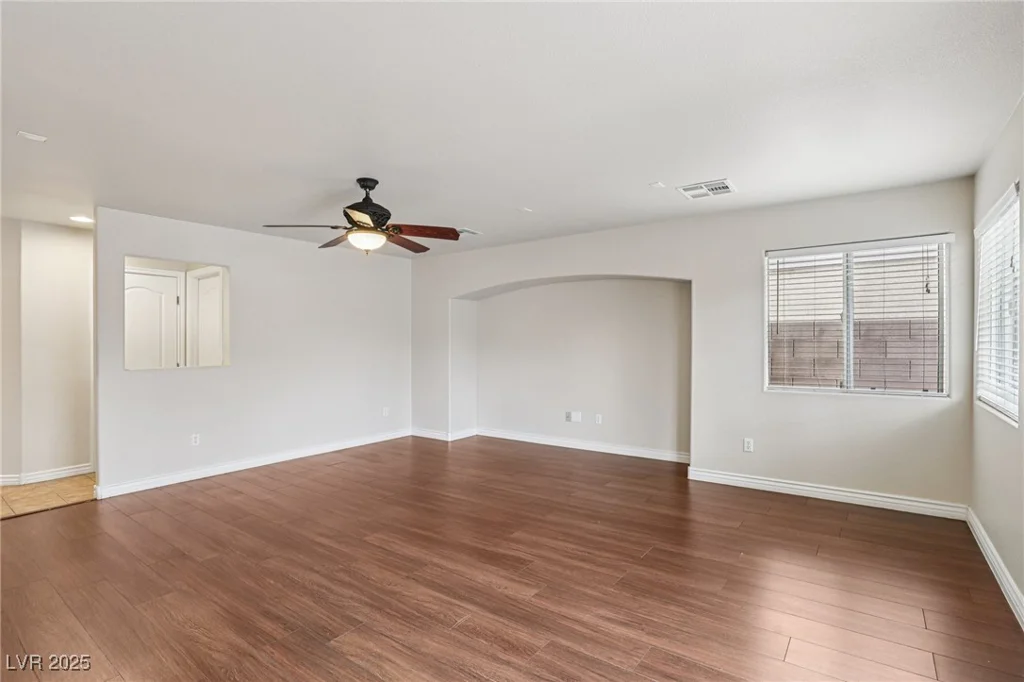 5541 Meridian Rain, North Las Vegas, NV 89031