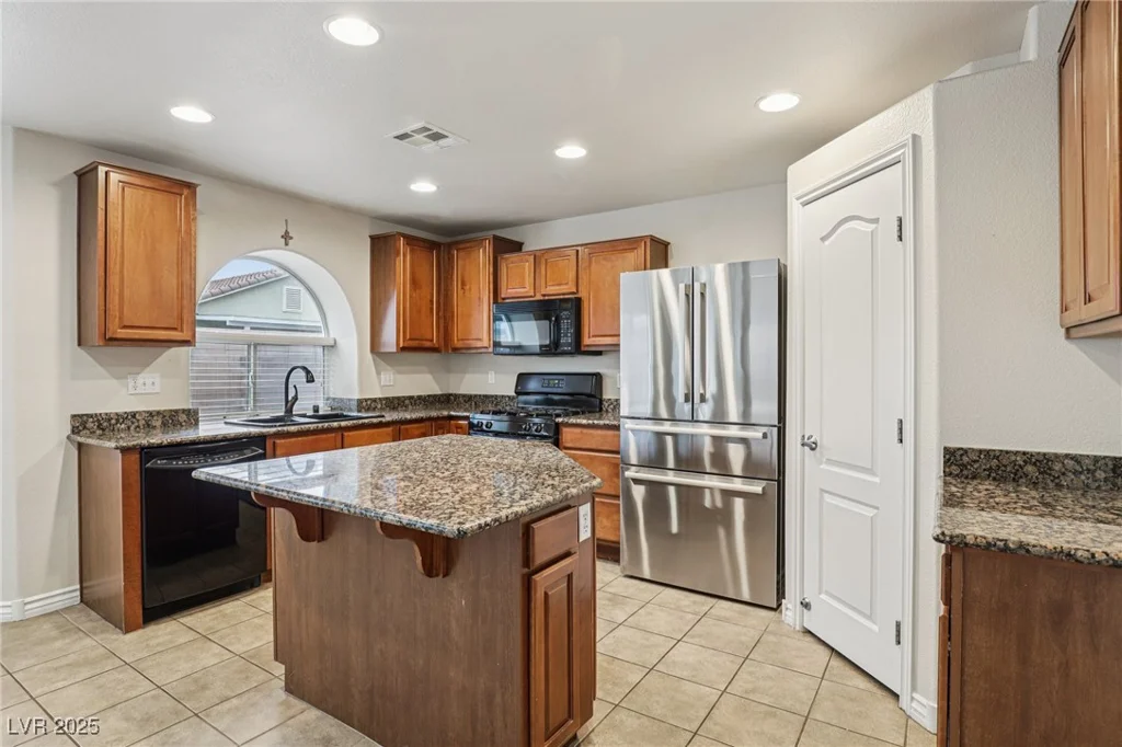 5541 Meridian Rain, North Las Vegas, NV 89031