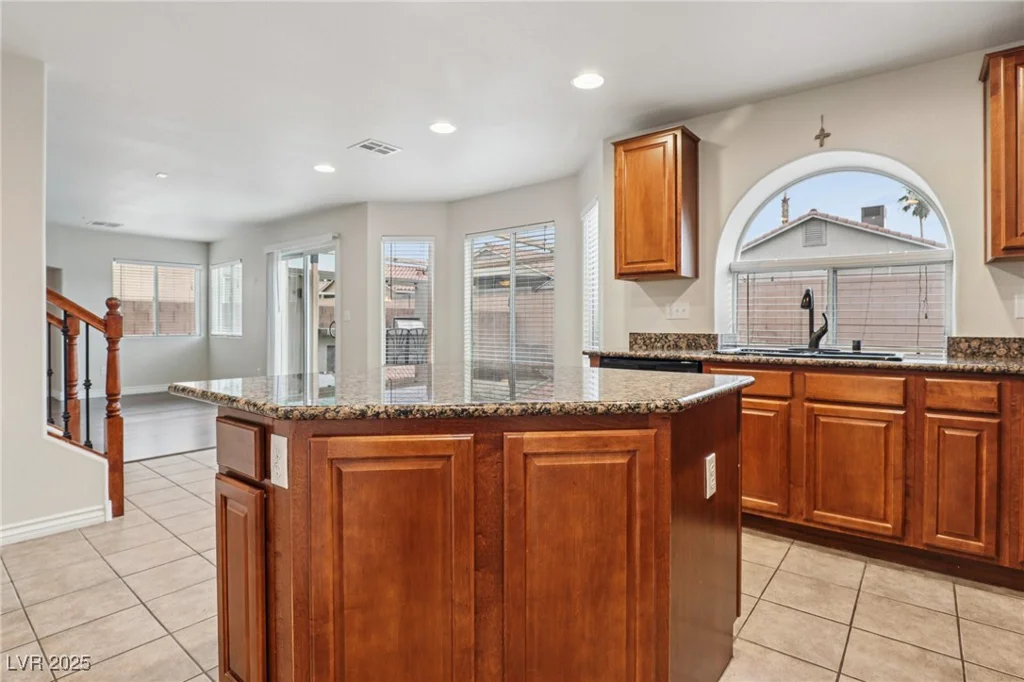 5541 Meridian Rain, North Las Vegas, NV 89031