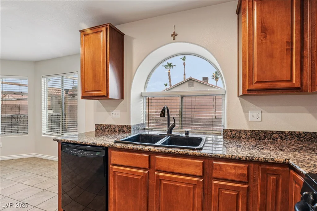 5541 Meridian Rain, North Las Vegas, NV 89031