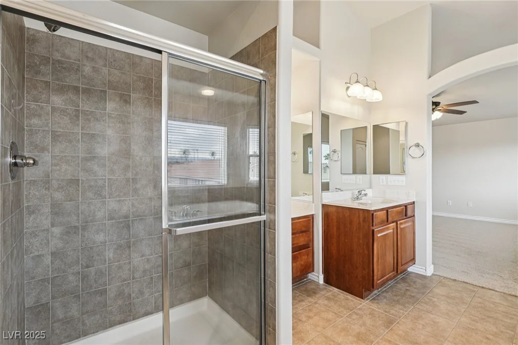 5541 Meridian Rain, North Las Vegas, NV 89031