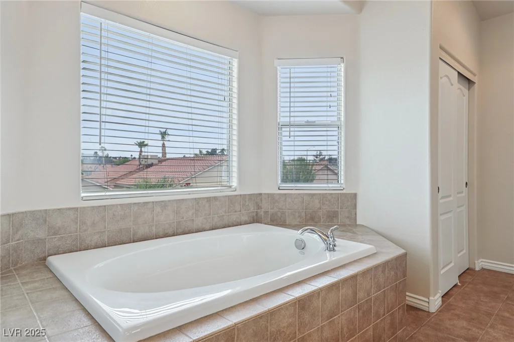 5541 Meridian Rain, North Las Vegas, NV 89031