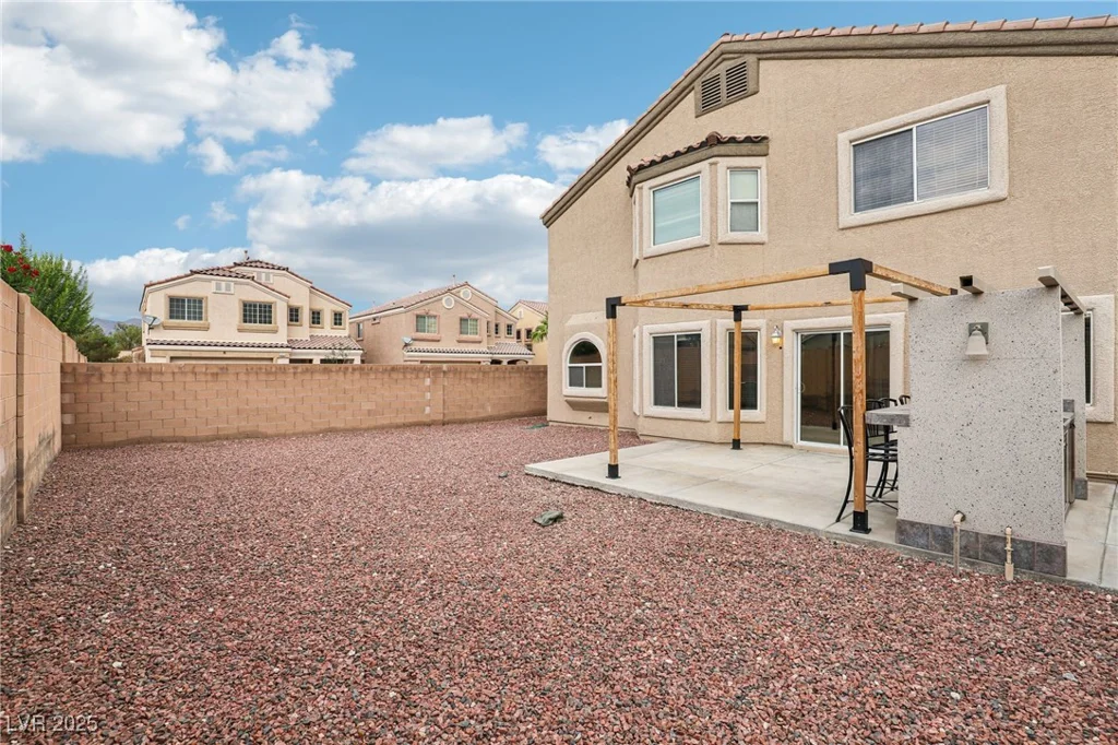 5541 Meridian Rain, North Las Vegas, NV 89031