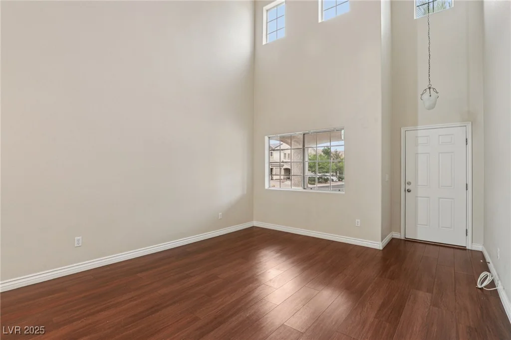 5541 Meridian Rain, North Las Vegas, NV 89031