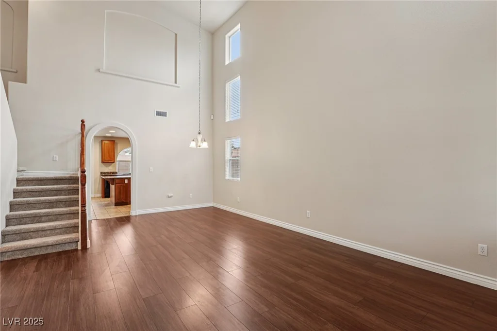 5541 Meridian Rain, North Las Vegas, NV 89031
