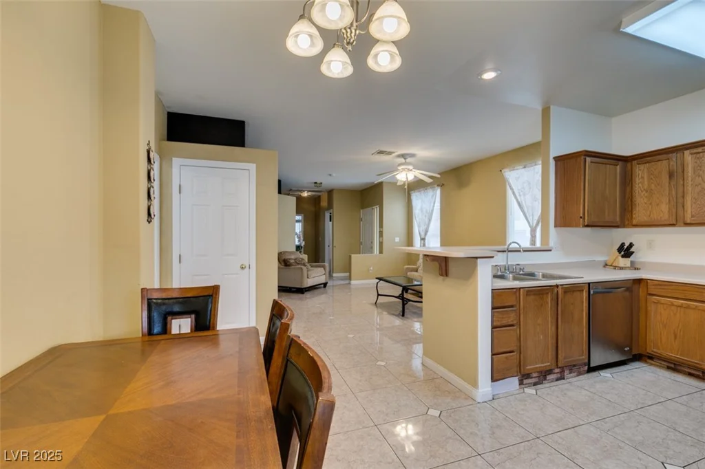 8909 Medicine Wheel, Las Vegas, NV 89143