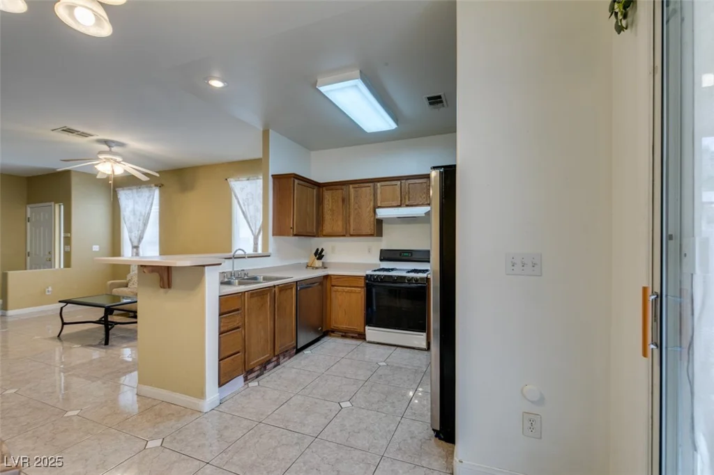 8909 Medicine Wheel, Las Vegas, NV 89143