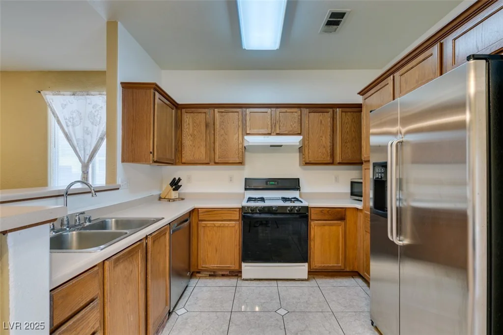 8909 Medicine Wheel, Las Vegas, NV 89143