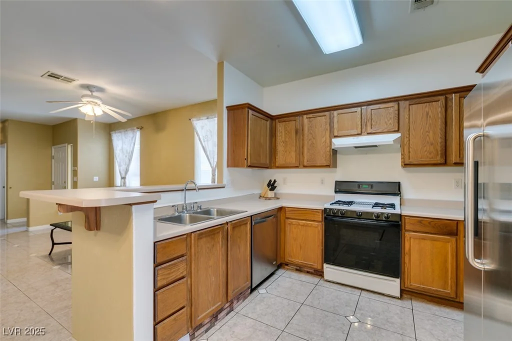 8909 Medicine Wheel, Las Vegas, NV 89143