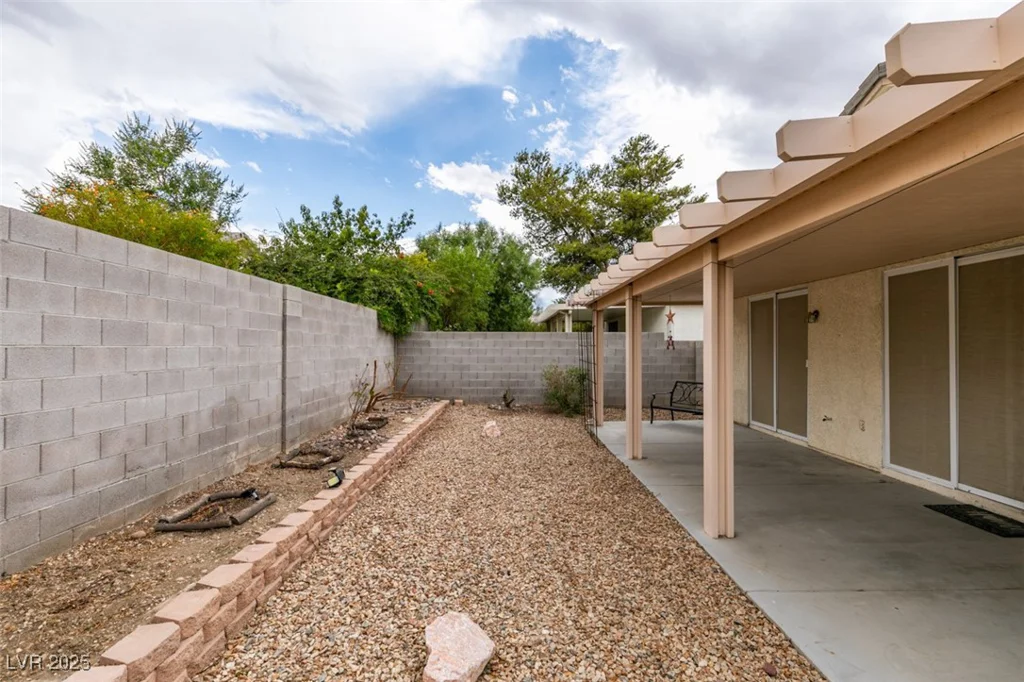 8909 Medicine Wheel, Las Vegas, NV 89143